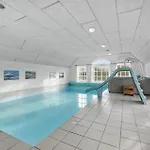 Front In With Sauna בית נופש *